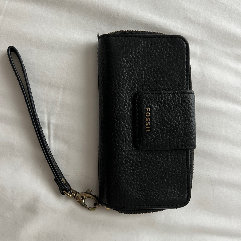 Fossil Black Leather Wristlet Wallet